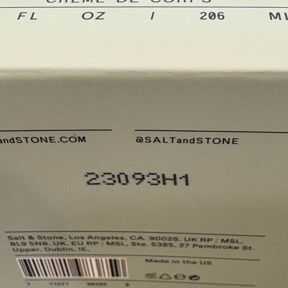 Salt & Stone Body Lotion bergamote & hinoki 7 oz 206 ML New in Box - Picture 3 of 3